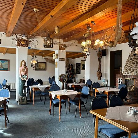 Hotel-Restaurant Cafe Caro Carolinensiel Eksteriør billede