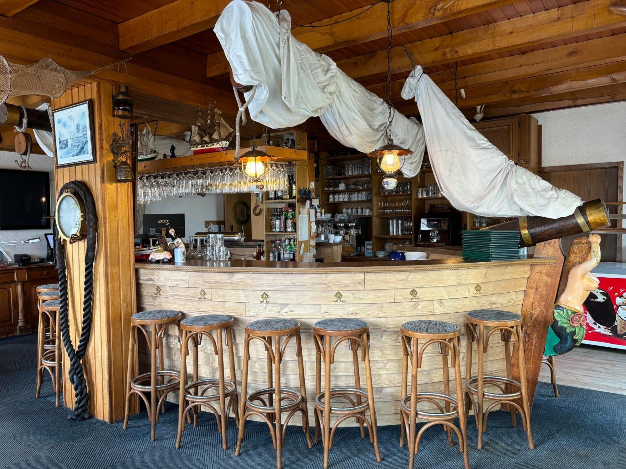 Hotel-Restaurant Cafe Caro Carolinensiel Eksteriør billede